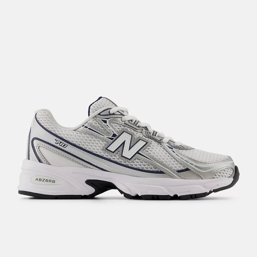 Women’s New Balance 740 Retro Trainers