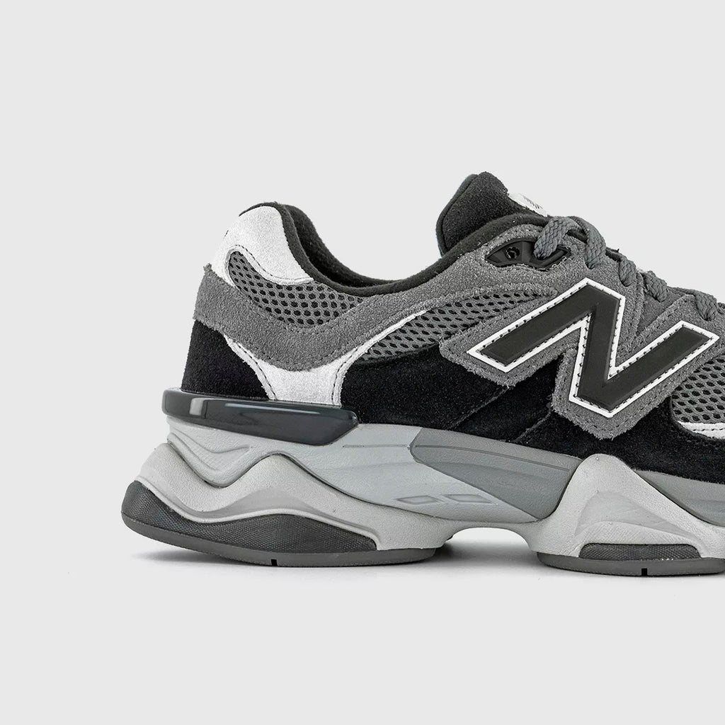 Unisex New Balance 9060 Lifestyle Trainers