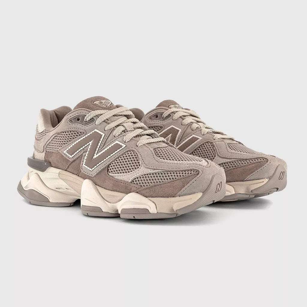 Unisex New Balance 9060 Lifestyle Trainers