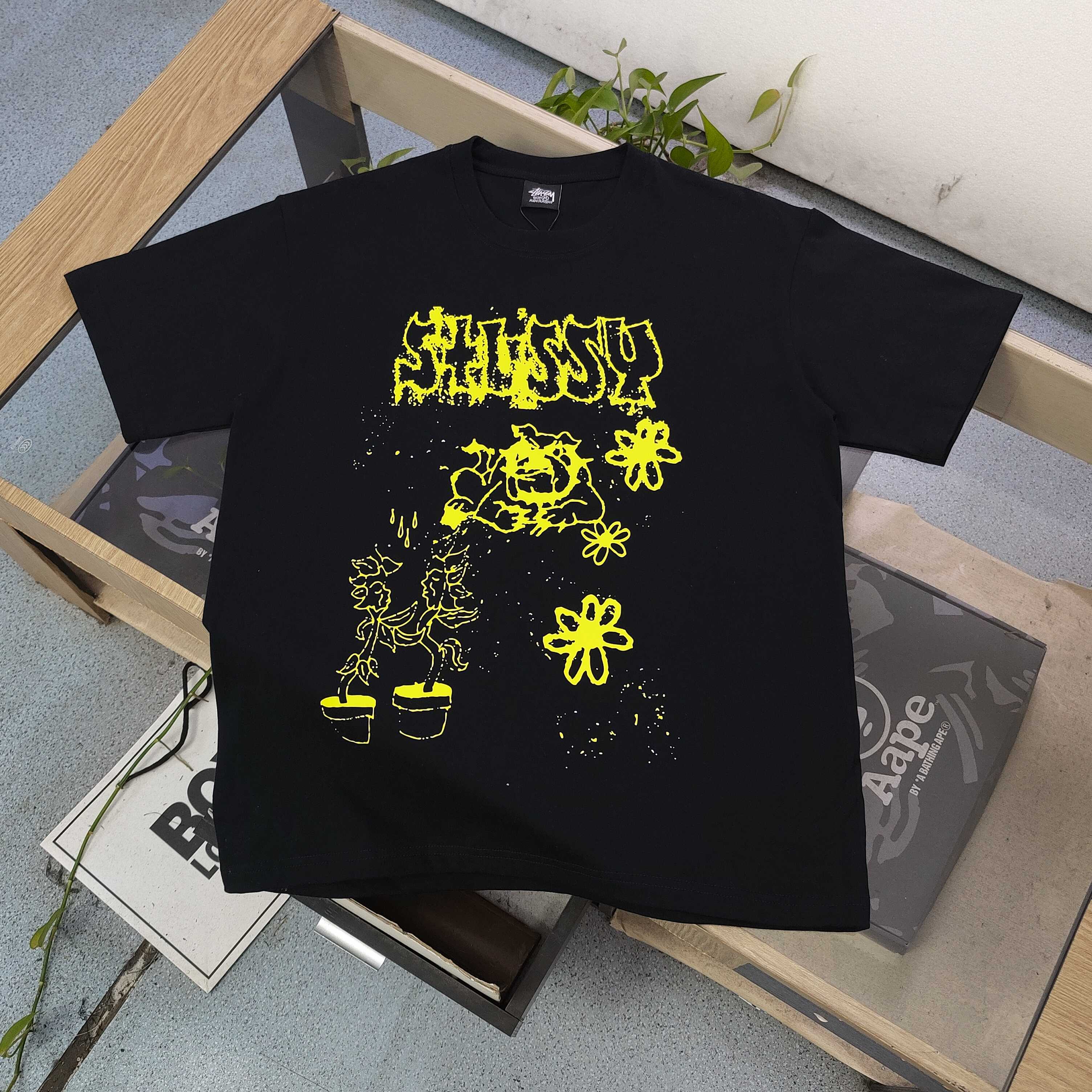 Stussy Bulldog & Sketch Art Graphic T-Shirt