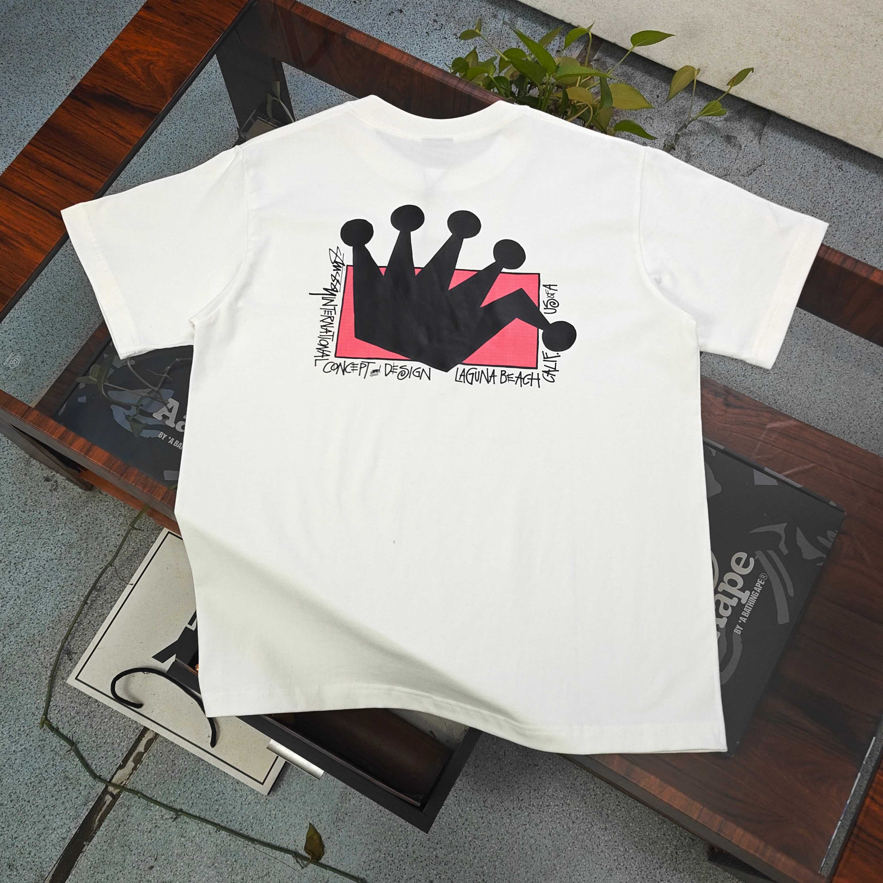 Unisex Stussy Crown Logo Graphic T-Shirt