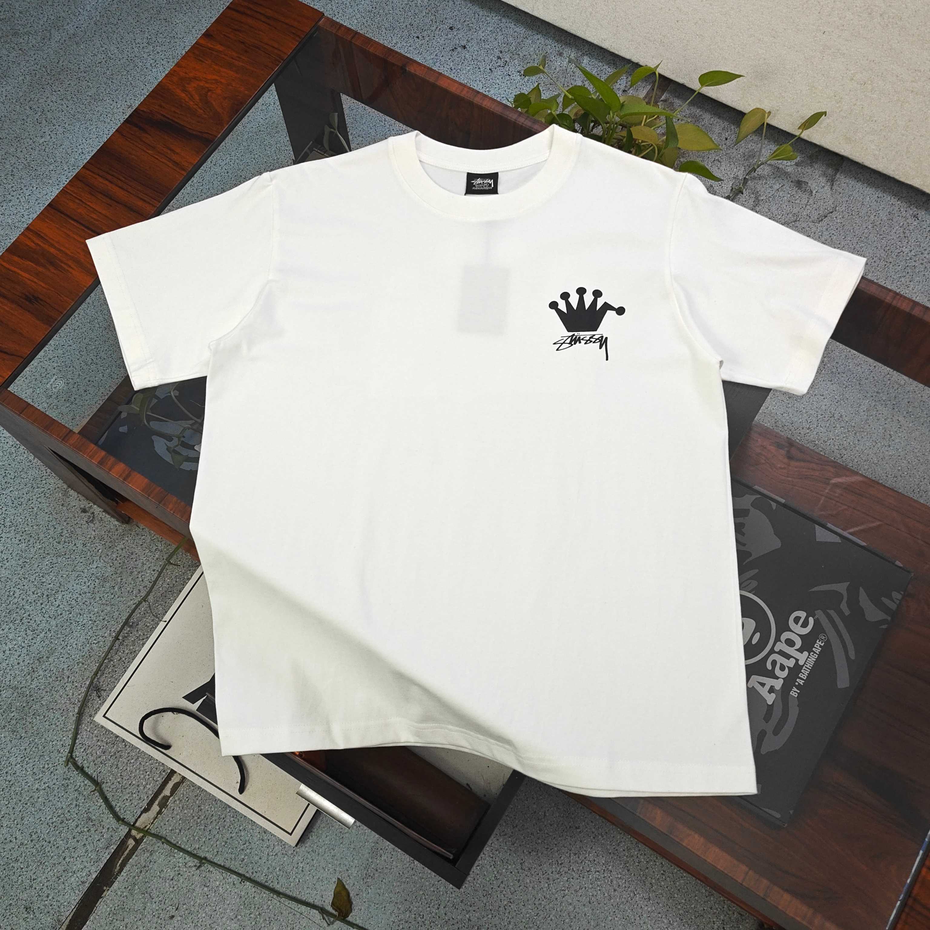 Unisex Stussy Crown Logo Graphic T-Shirt