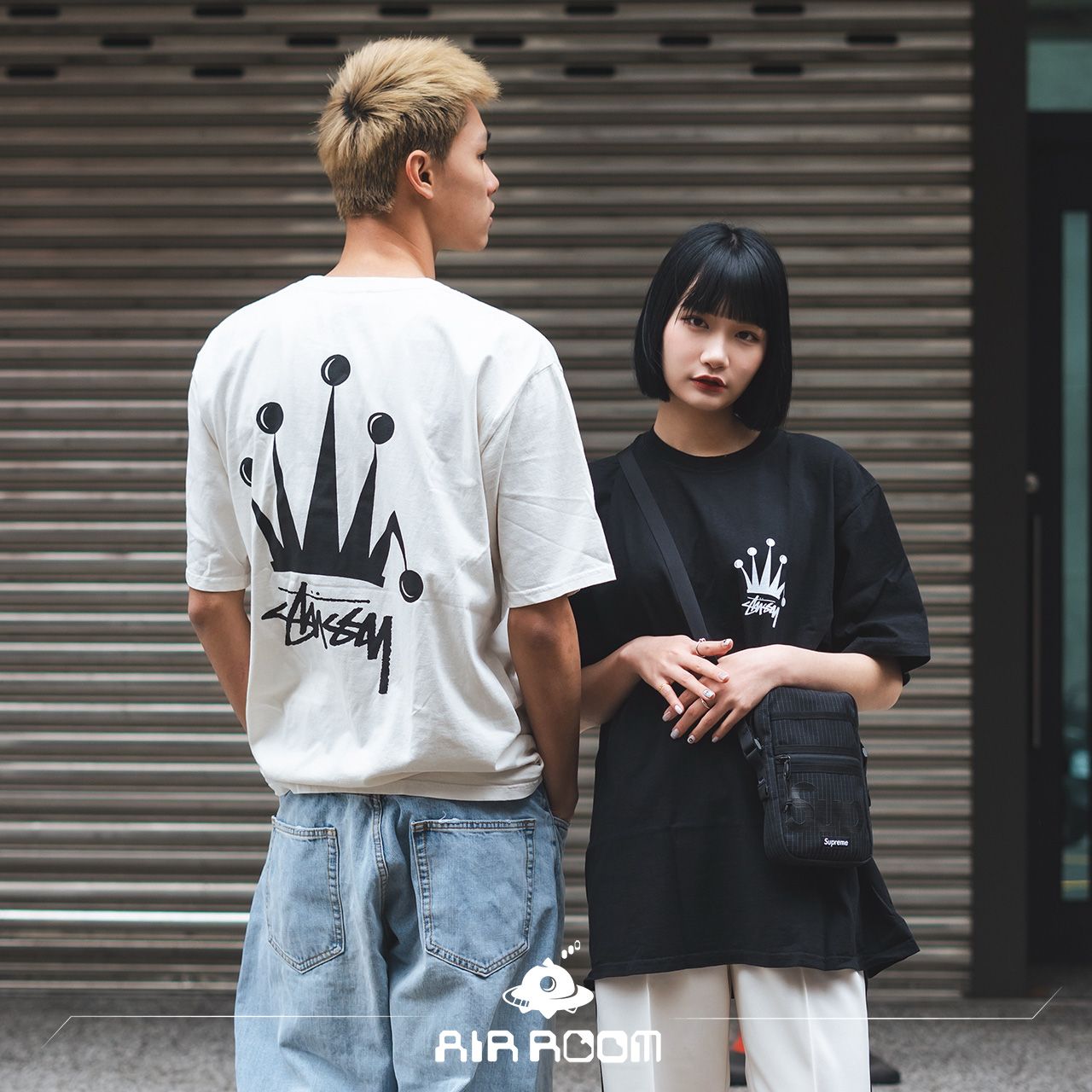 Streetwear Stussy Signature Crown Graphic T-Shirt