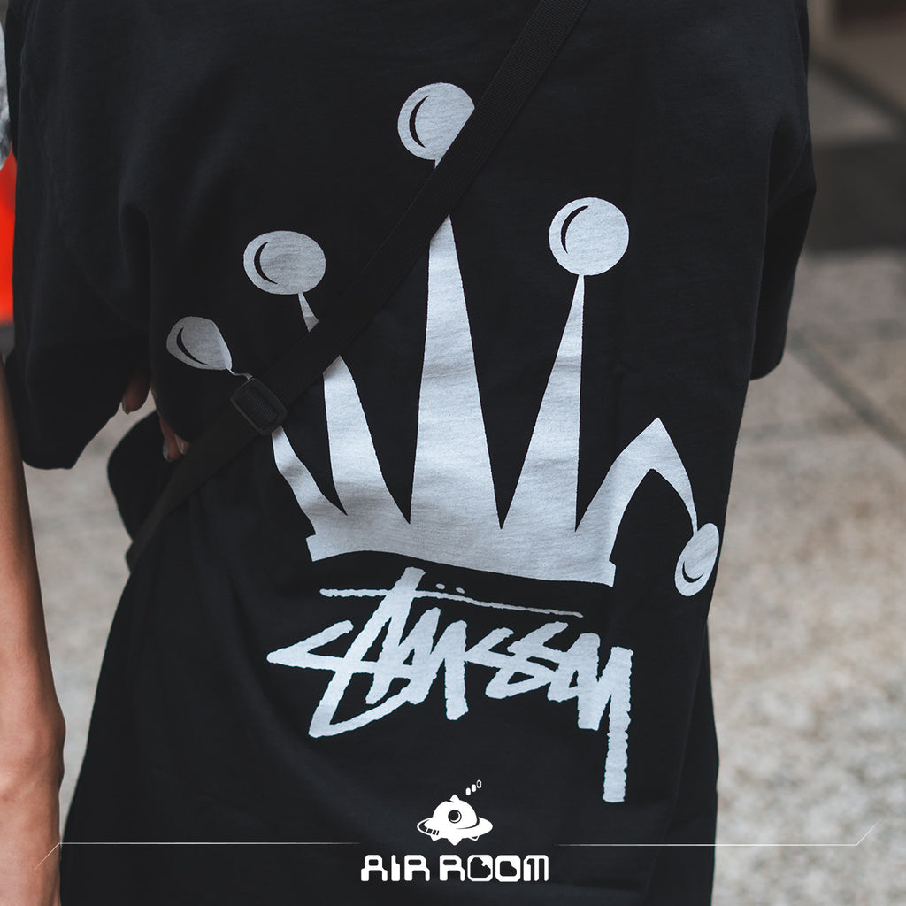 Streetwear Stussy Signature Crown Graphic T-Shirt