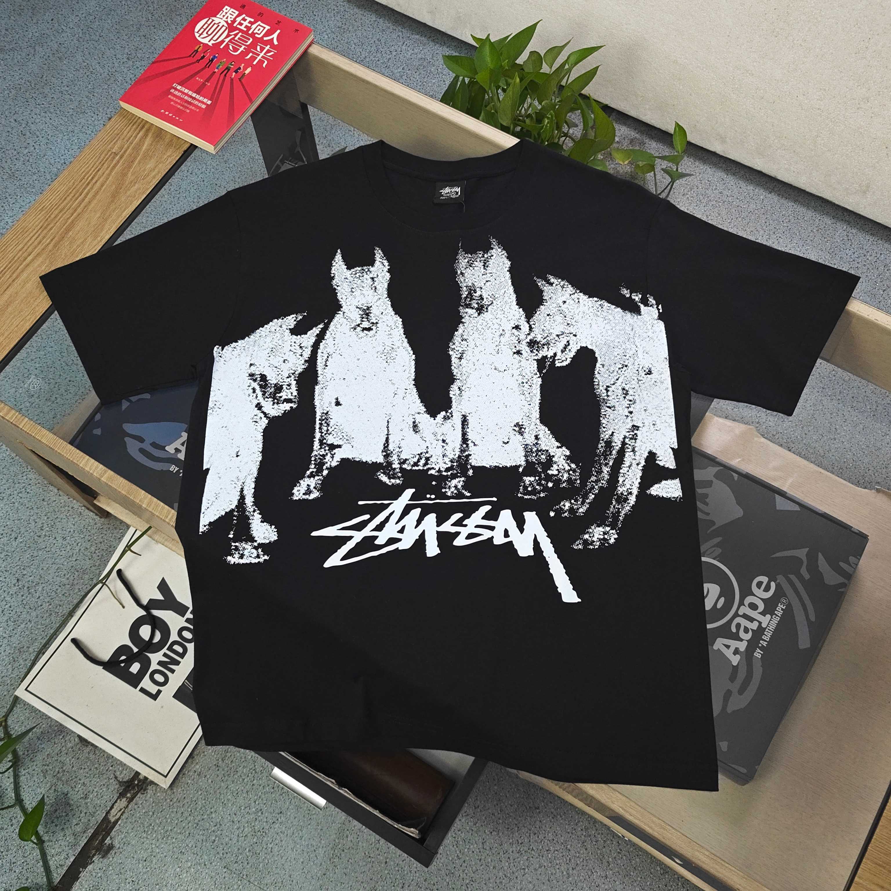 Unisex Stussy Doberman Dog Graphic T-Shirt